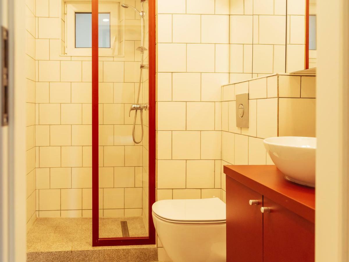 Classy Apartment - Old Town Bukares Bagian luar foto